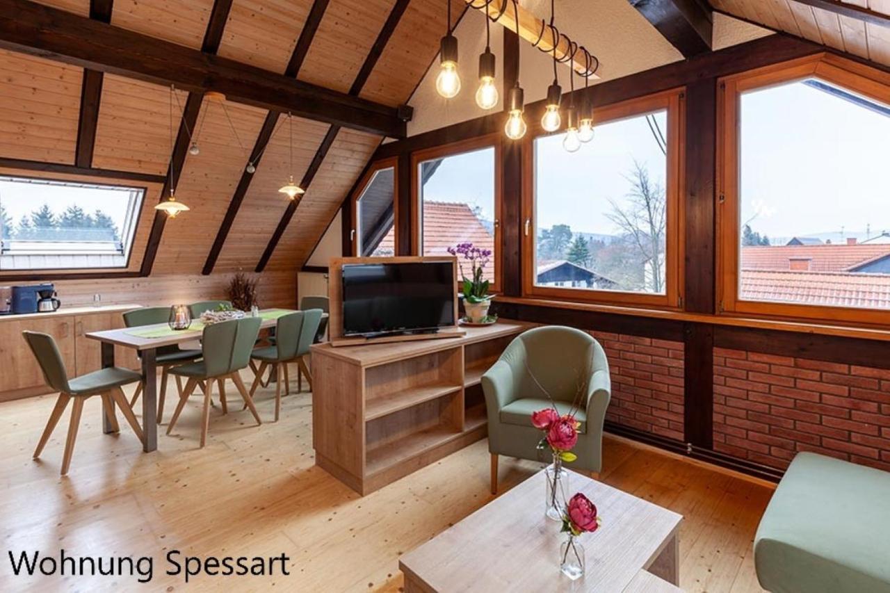 Gaestehaus Zur Quelle Wächtersbach Eksteriør bilde